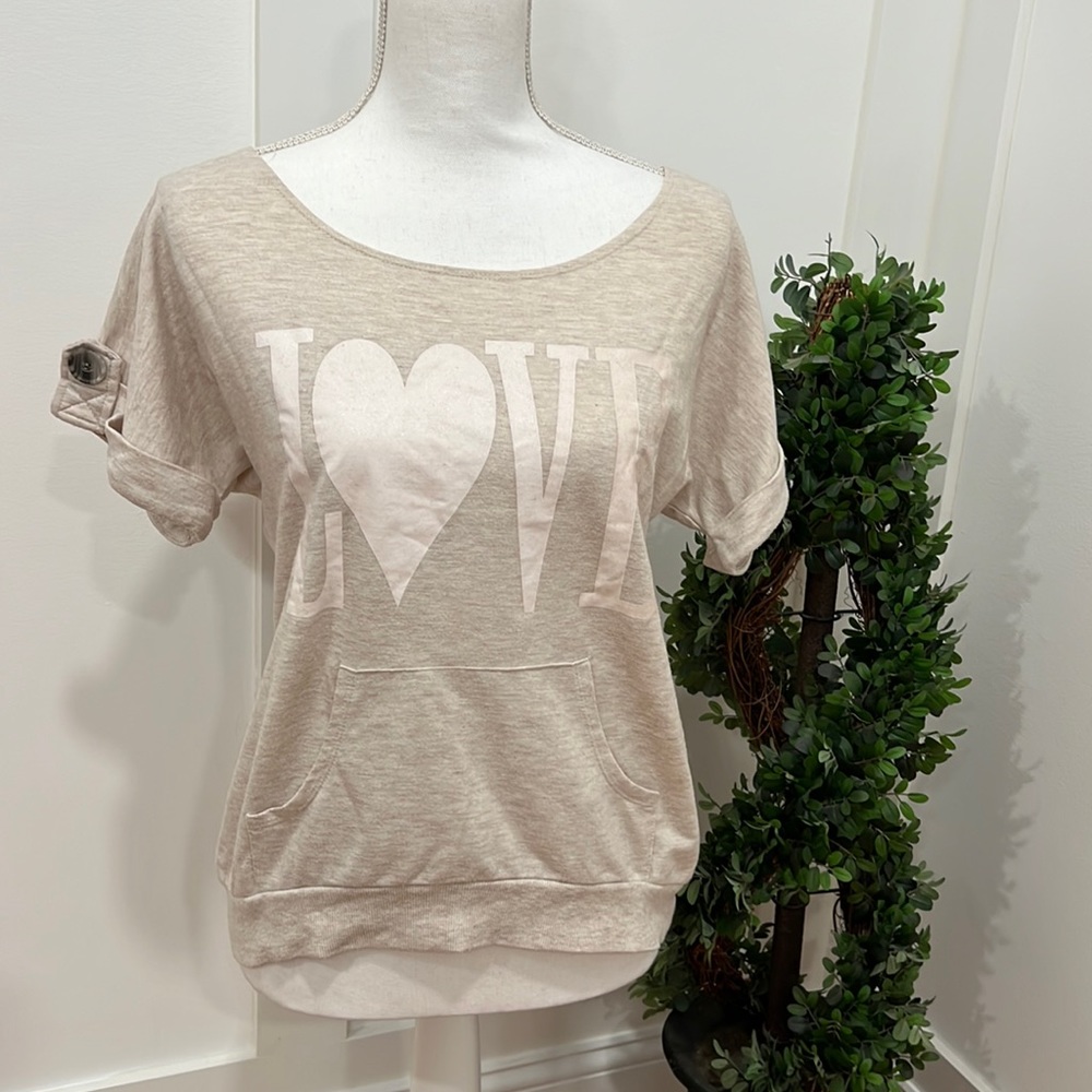 Tan/Cream scoop neck tank with front pockets